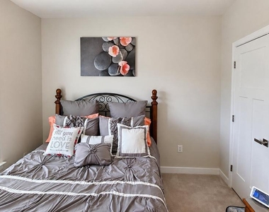 9008 Armstrong Lane - Photo Thumbnail 26
