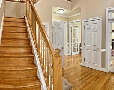 202 Martins Lane - Photo Thumbnail 12