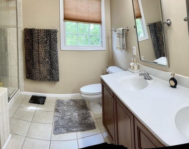 202 Martins Lane - Photo Thumbnail 17