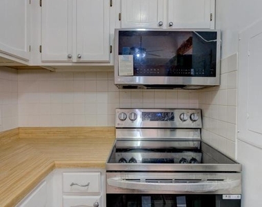 18202 Chalet Drive - Photo Thumbnail 18