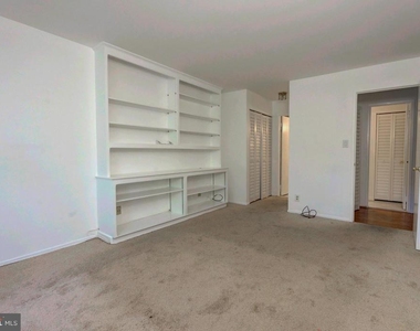 18202 Chalet Drive - Photo Thumbnail 27
