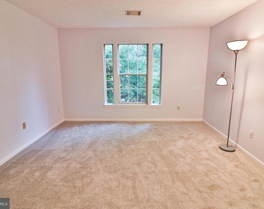 13110 Briarcliff Terrace - Photo Thumbnail 22