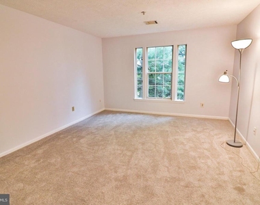 13110 Briarcliff Terrace - Photo Thumbnail 21