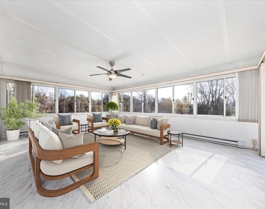 9504 Veirs Drive - Photo Thumbnail 6