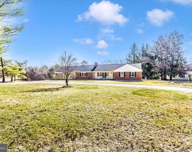 9504 Veirs Drive - Photo Thumbnail 49