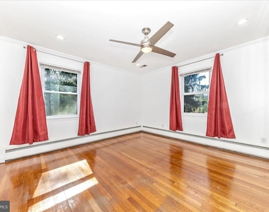 9504 Veirs Drive - Photo Thumbnail 25