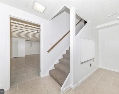 9504 Veirs Drive - Photo Thumbnail 34