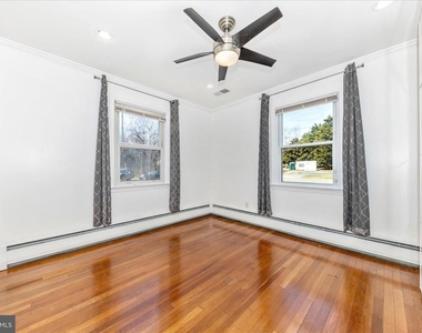 9504 Veirs Drive - Photo Thumbnail 30