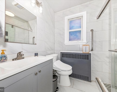 9504 Veirs Drive - Photo Thumbnail 32