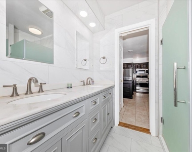 9504 Veirs Drive - Photo Thumbnail 27