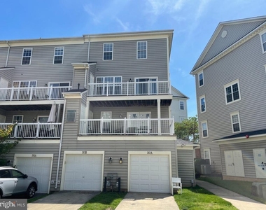 313 Cross Green Street - Photo Thumbnail 19