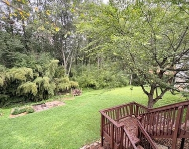 18514 Gingerbread Lane - Photo Thumbnail 15
