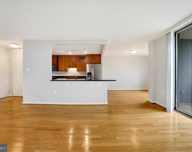 7333 New Hampshire Avenue - Photo Thumbnail 8