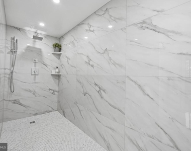 4550 N Park Avenue - Photo Thumbnail 16