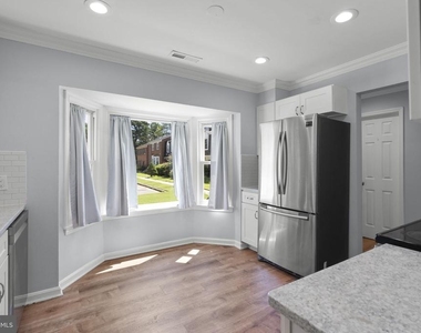 9130 Bobwhite Circle - Photo Thumbnail 5