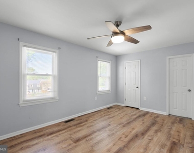 9130 Bobwhite Circle - Photo Thumbnail 9