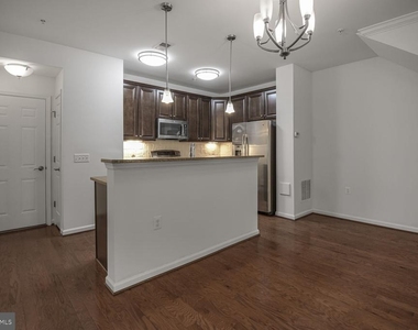629 Diamondback Drive - Photo Thumbnail 8