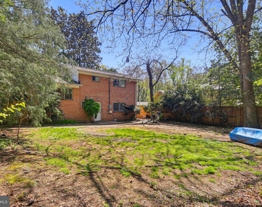 9717 Hedin Drive - Photo Thumbnail 30