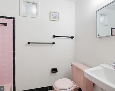 9717 Hedin Drive - Photo Thumbnail 18