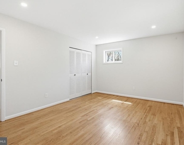 9717 Hedin Drive - Photo Thumbnail 26
