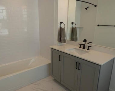 11360 Emerald Park Road - Photo Thumbnail 24