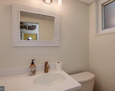 9407 Crosby Road - Photo Thumbnail 27