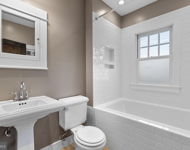 7413 Maple Avenue - Photo Thumbnail 21