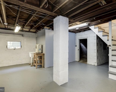 7413 Maple Avenue - Photo Thumbnail 29