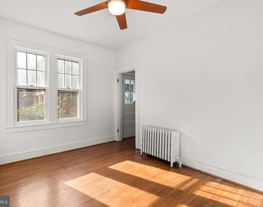 7413 Maple Avenue - Photo Thumbnail 20
