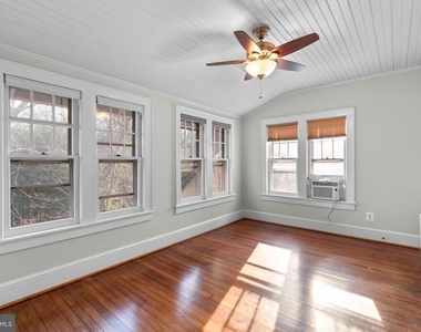 7413 Maple Avenue - Photo Thumbnail 26