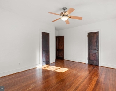 7413 Maple Avenue - Photo Thumbnail 17