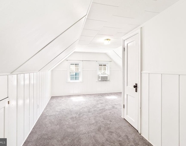9314 Wire Avenue - Photo Thumbnail 20