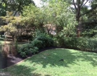 9314 Wire Avenue - Photo Thumbnail 17