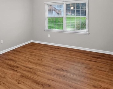 6933 Sandy Creek Court - Photo Thumbnail 62