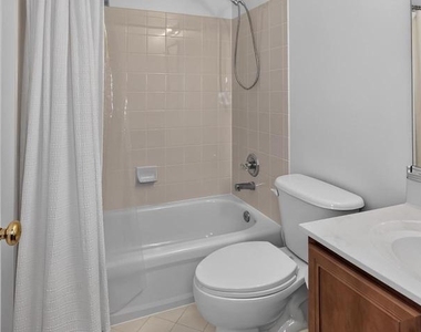 6933 Sandy Creek Court - Photo Thumbnail 55