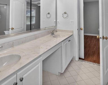 6933 Sandy Creek Court - Photo Thumbnail 60