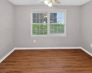 6933 Sandy Creek Court - Photo Thumbnail 63