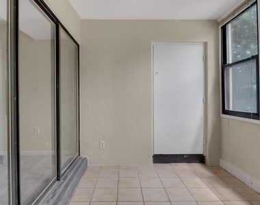 9653 Whiteacre Road - Photo Thumbnail 4