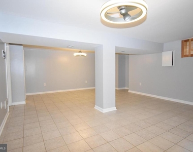 8673 Cooperhawk Court - Photo Thumbnail 16