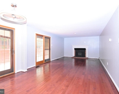 8673 Cooperhawk Court - Photo Thumbnail 3