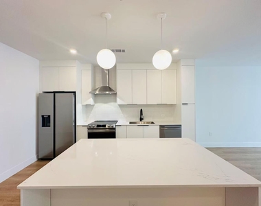 1701 Simond Ave Ne - Photo Thumbnail 21