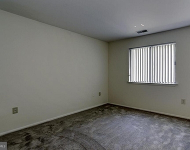 5366 Smooth Meadow Way - Photo Thumbnail 2