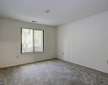 5366 Smooth Meadow Way - Photo Thumbnail 14
