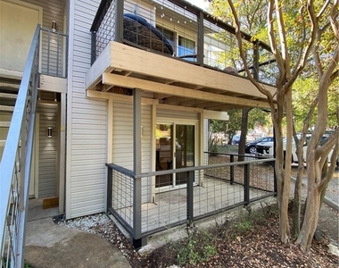 2119 Oxford Ave - Photo Thumbnail 4
