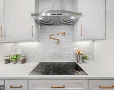 4 Poplar Grove Avenue - Photo Thumbnail 5