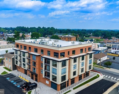 128 N Bond Street - Photo Thumbnail 36