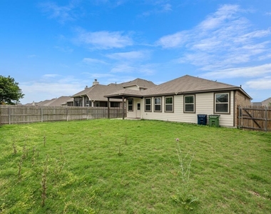 6605 Verona Pl - Photo Thumbnail 18