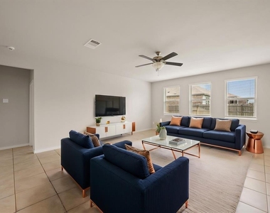 6605 Verona Pl - Photo Thumbnail 13
