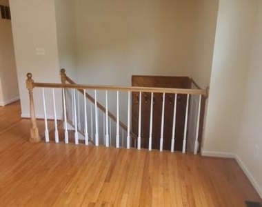 229 Barksdale Avenue - Photo Thumbnail 10