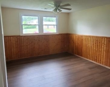 229 Barksdale Avenue - Photo Thumbnail 26